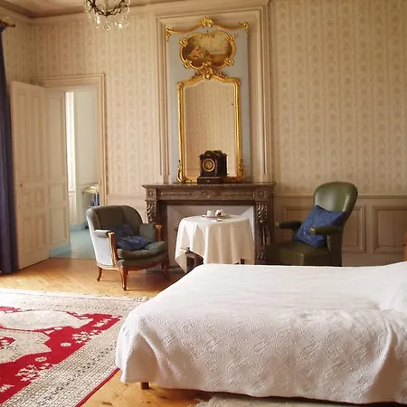 Chateau Des Poteries Fresville Room photo