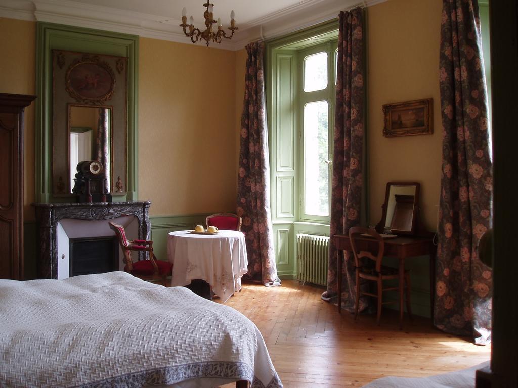 Chateau Des Poteries